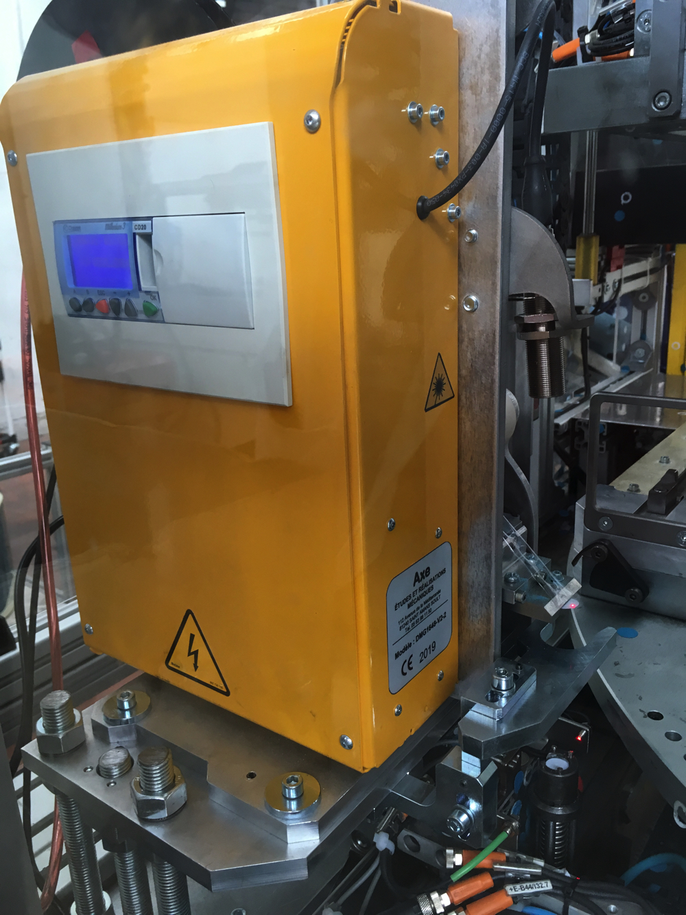 Distributeur DMG1648